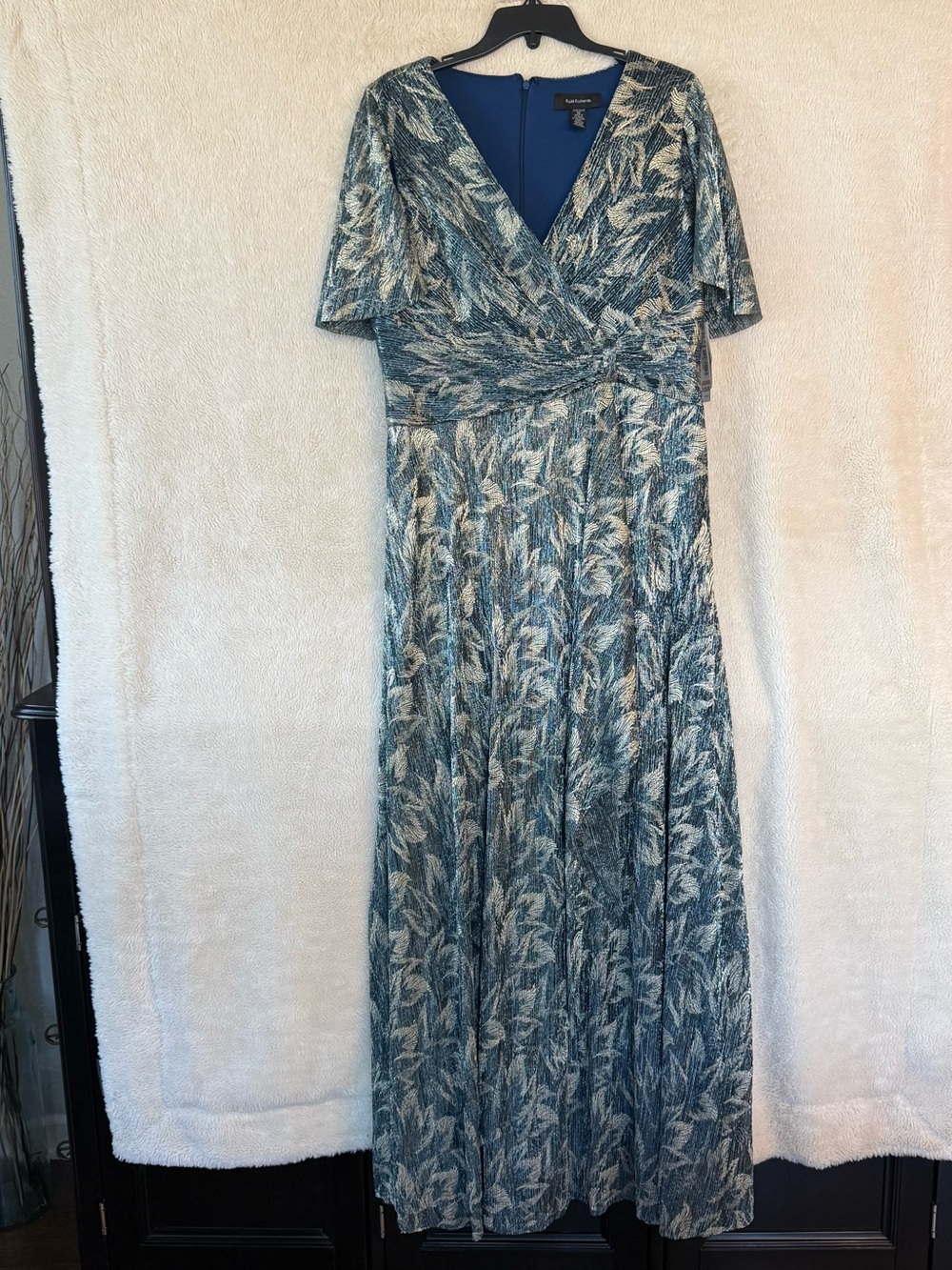 NWT R&M Richards Blue Gold Leaf Metallic Pleated Flutter Sleeve Dress Gown Sz 12